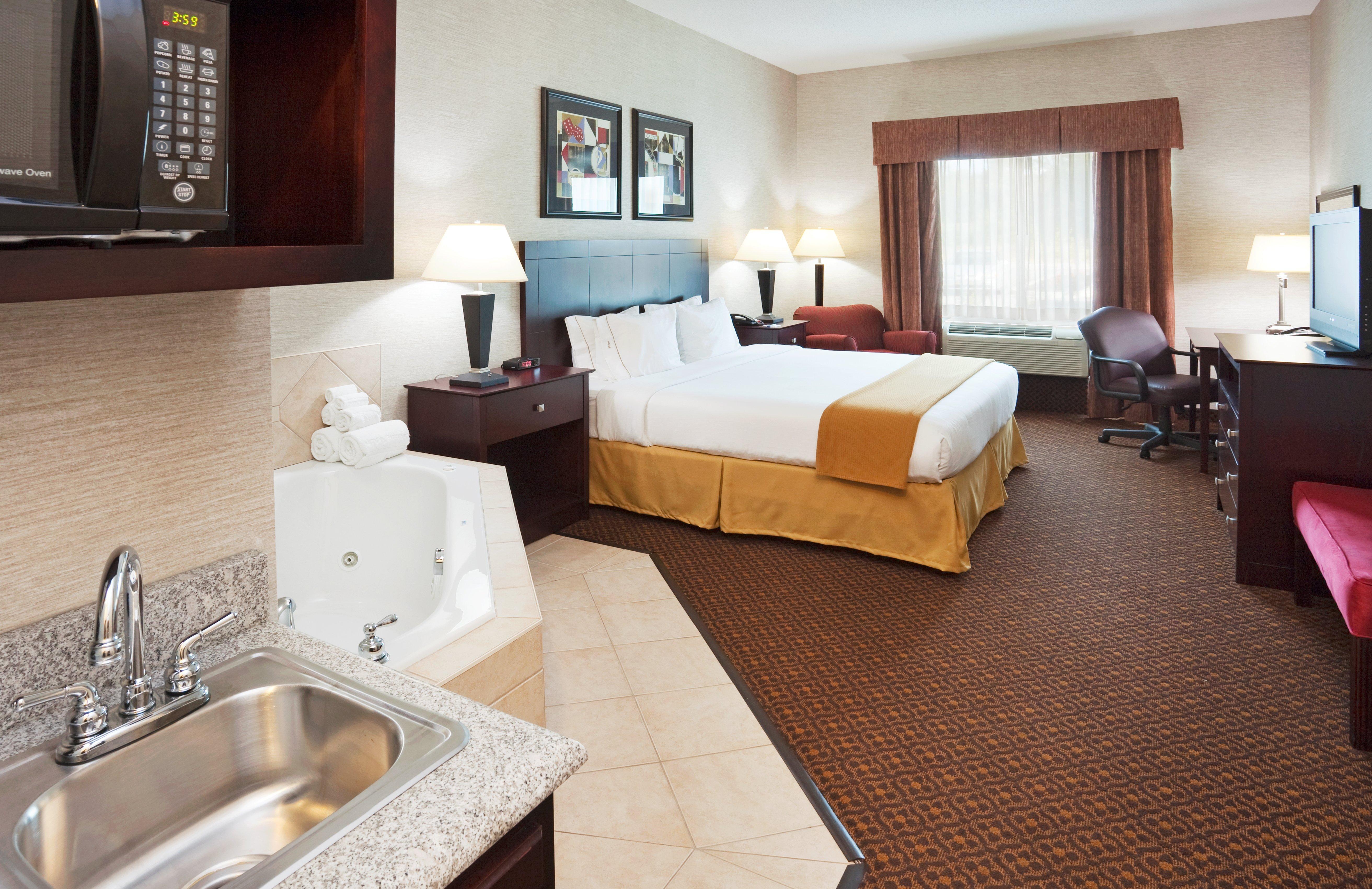 Holiday Inn Express Carrollton, An Ihg Hotel Екстер'єр фото